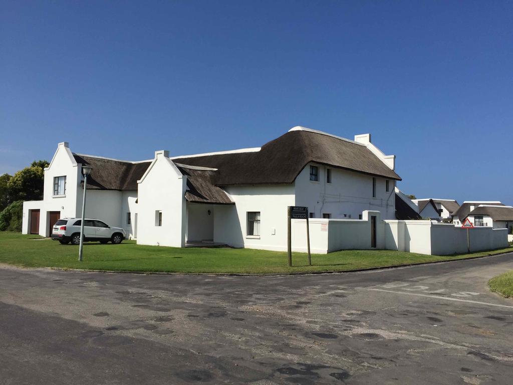 Thatch House On The Canals Villa St. Francis Bay Exterior photo